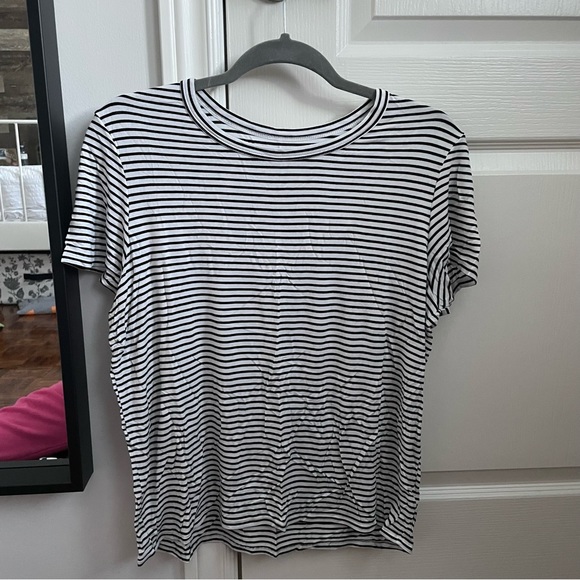 American Eagle Stripped T-Shirt - Picture 1 of 3